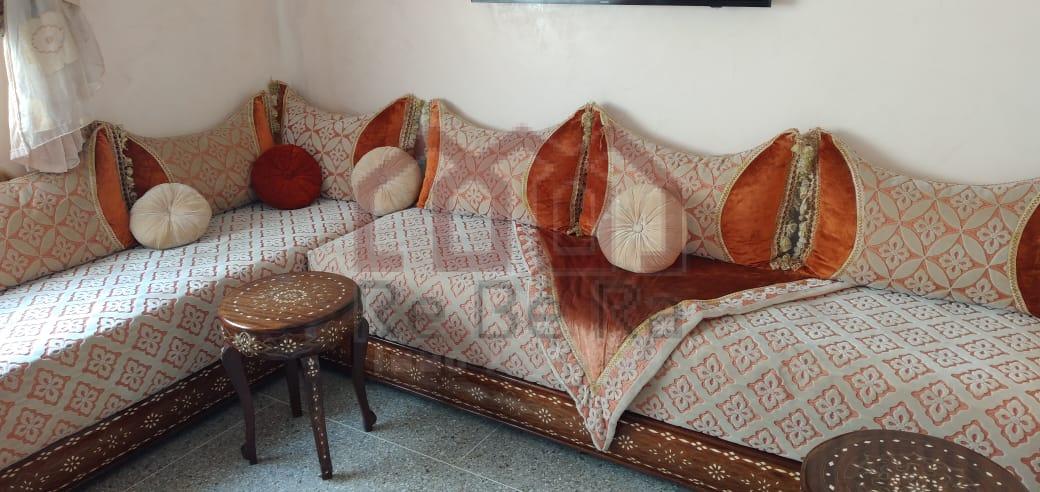 Bel appartement avec balcon a Diyar Salé