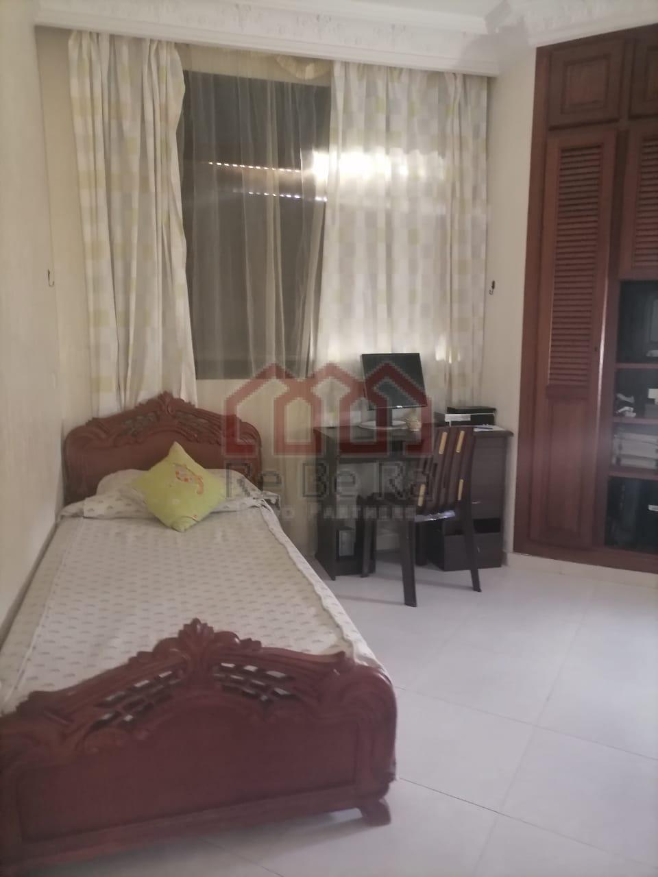 Villa 275 m² à indéfini — 5