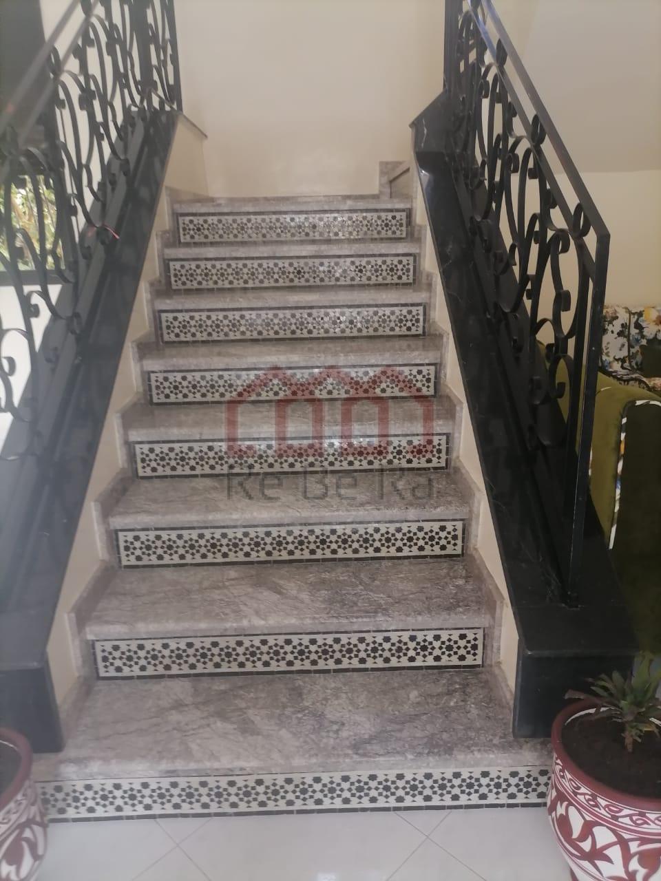 Villa 275 m² à indéfini — 6