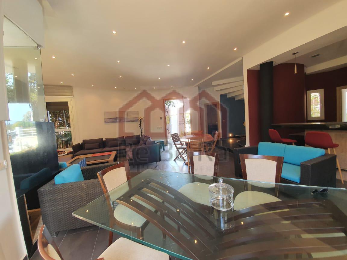 Magnifique villa avec piscine