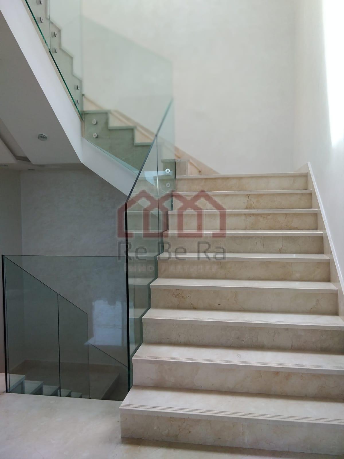 Luxueuse villa avec piscine à sable d'or — 6