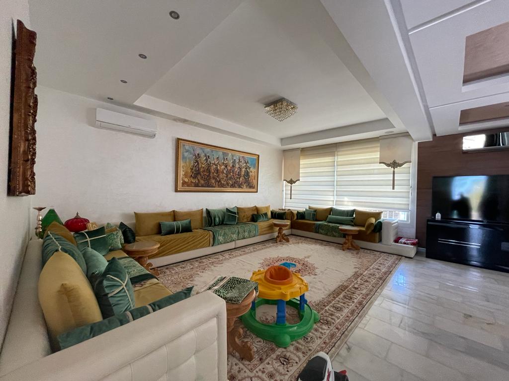 Villa 340 m² à indéfini — 2