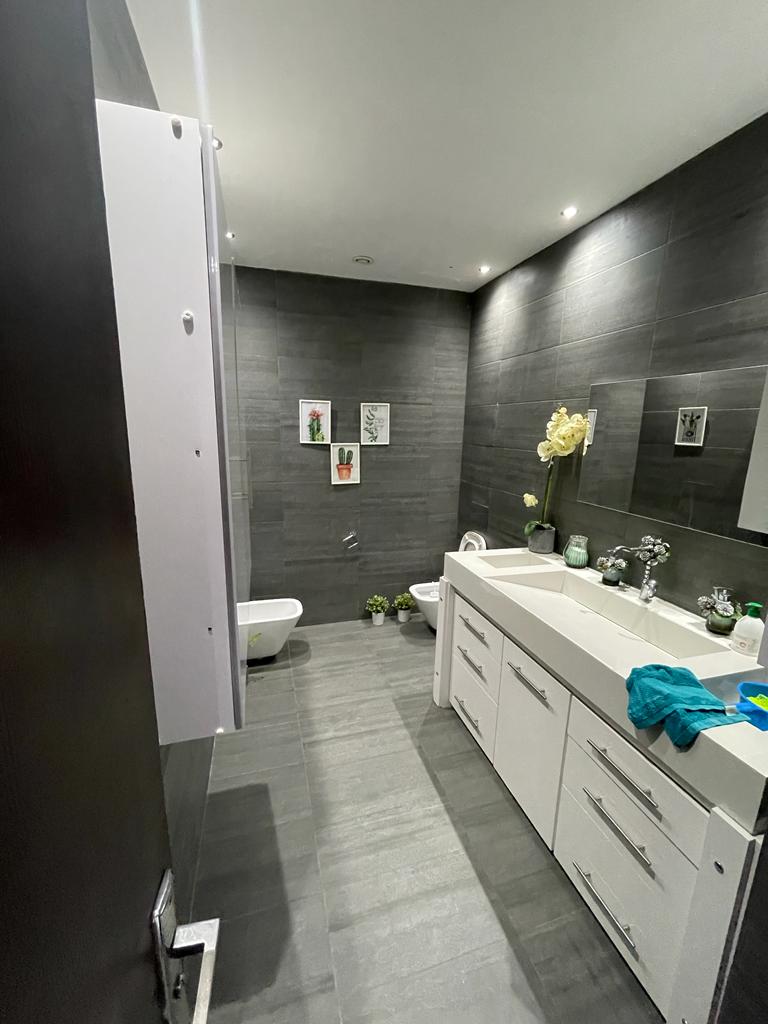 Villa 340 m² à indéfini — 7