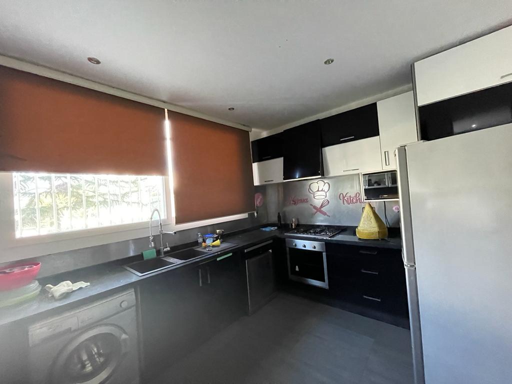 Villa 340 m² à indéfini — 9